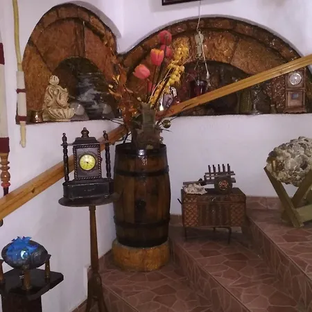 Karafil Pensjonat 3*