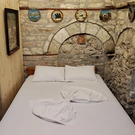 Karafil Gjirokastra